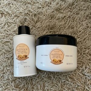 Perlier Honey & Mixed Nuts Honey Miel Set Body Cream & Powder